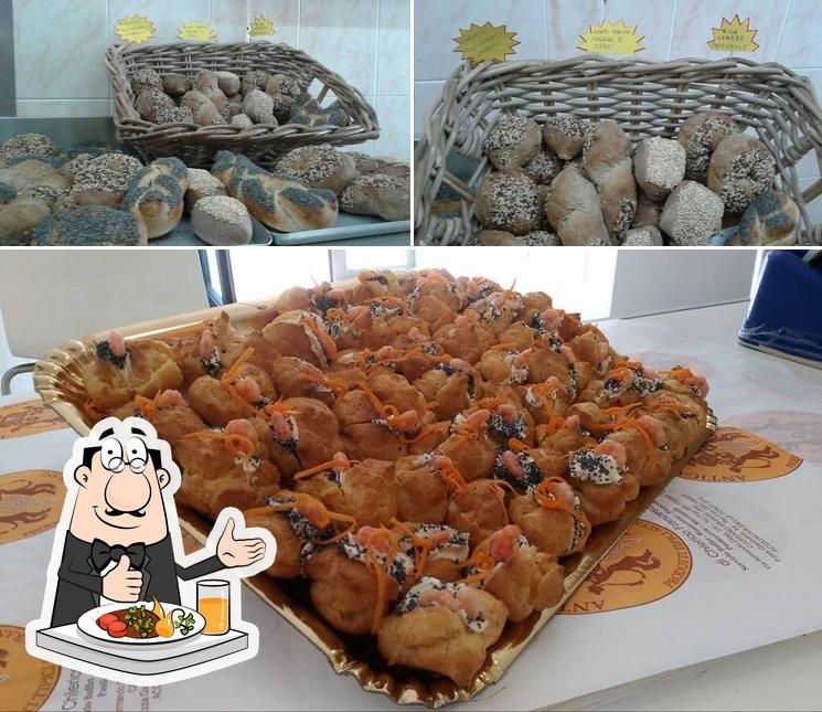 Platti al Antica Panetteria Di Manfredi Aurelia