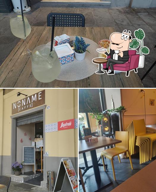 La interni e cibo del ristorante