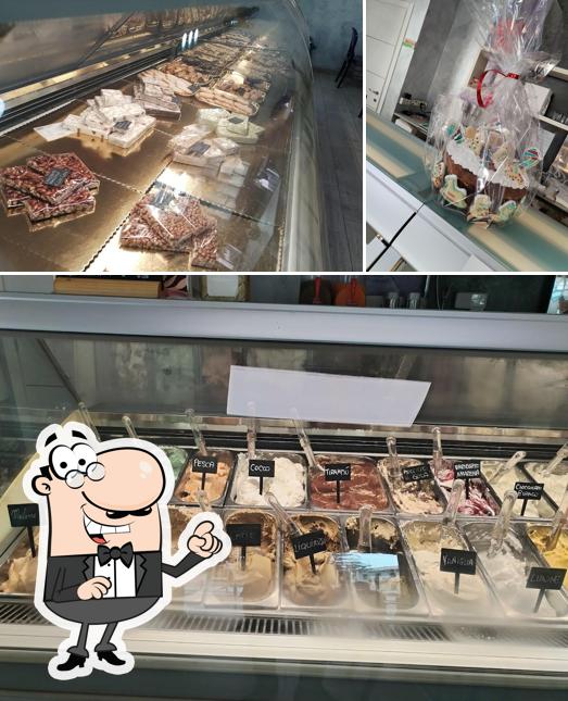 La interni e cibo del ristorante
