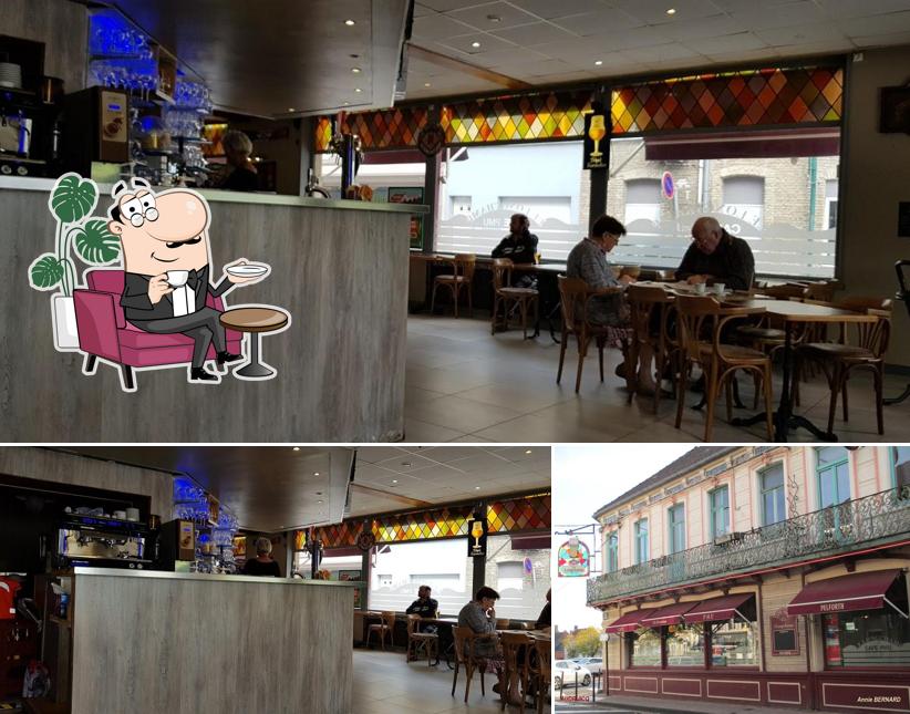 Le Longchamp Bar PMU