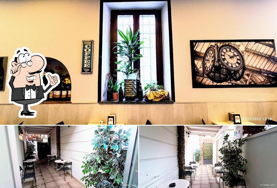 Gli interni di Caffè 56