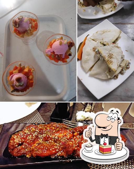 Hotel Farook provides a selection of desserts