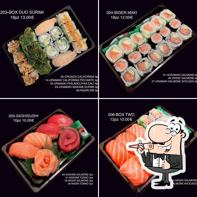 Il sushi è il cibo tradizionale della cucina giapponese