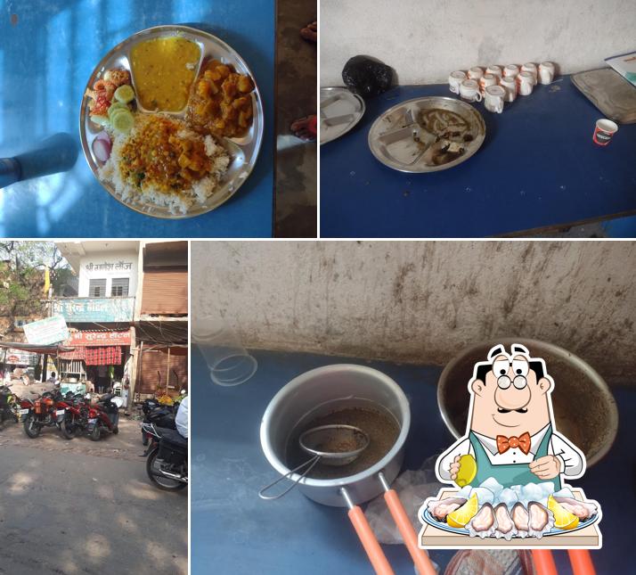 Oysters at Surendra Hotel
