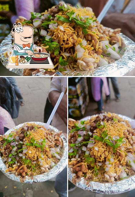 Fried rice at Shreenath Bhel and Chaat