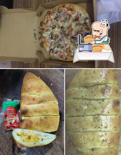 Garlic bread at Just Pizzas Garlic bread at Just Pizzas