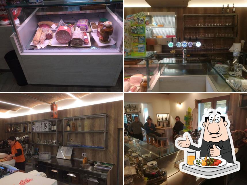 Tra le diverse cose da Bar L’Angolo si possono trovare la cibo e interni