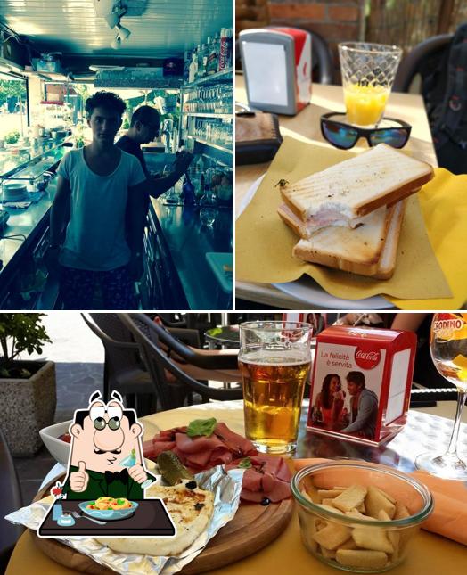 Questa è la immagine che mostra la cibo e bancone da bar di Chiosco ai soci