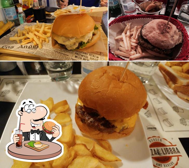 Ordina un hamburger a Mezza Libbra