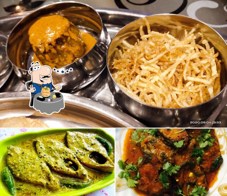 Food at Paanch Phoron