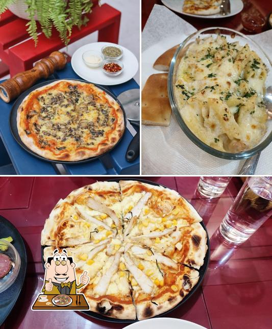 Order pizza at 4 Coins Cafe