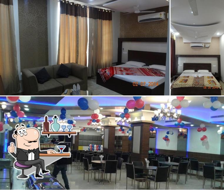 The interior of Hotel Royal Castle