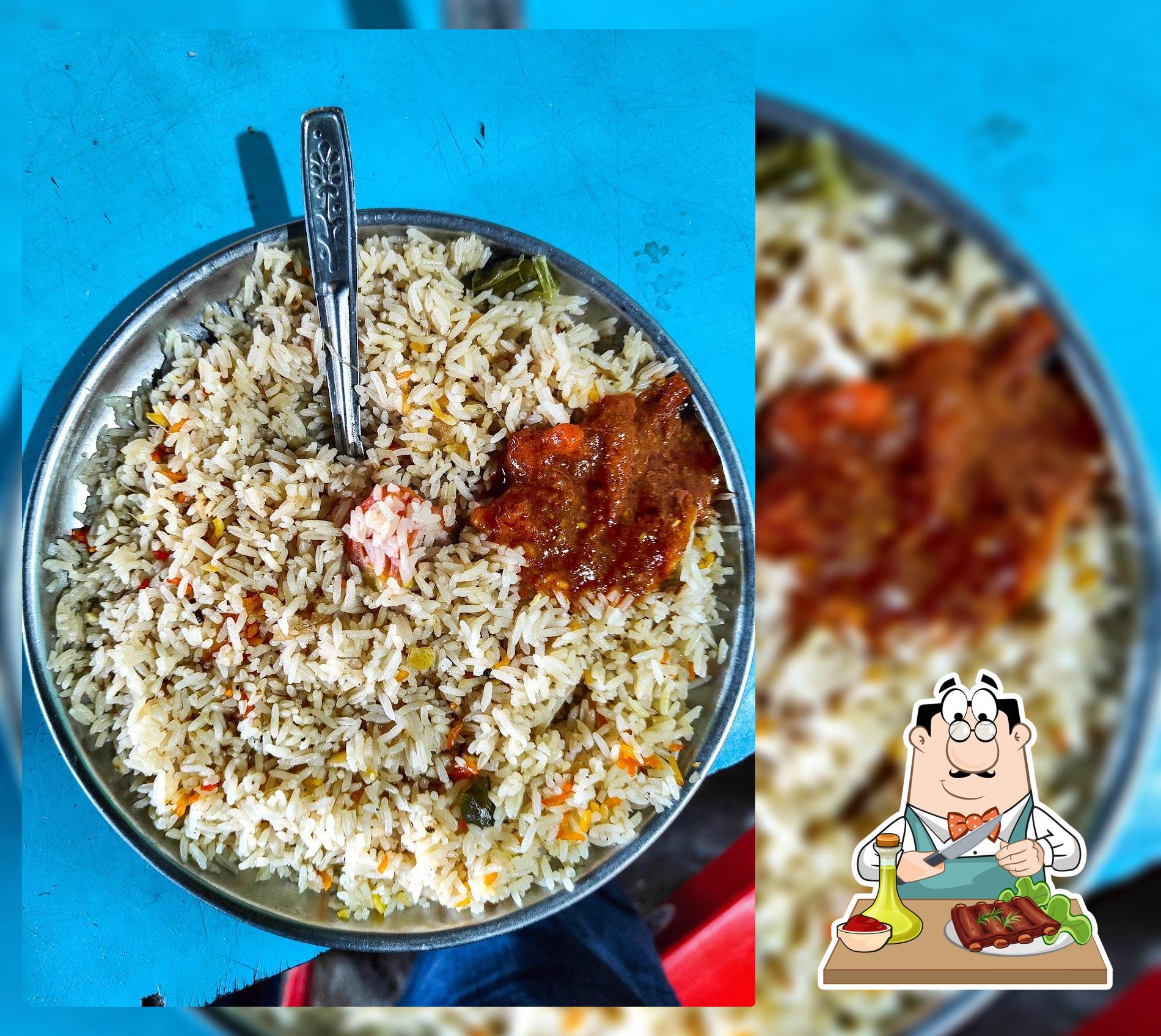 Old Famous Khichadi Center