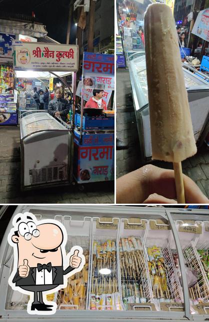 Here's a photo of Shree jain Matki Kulfi
