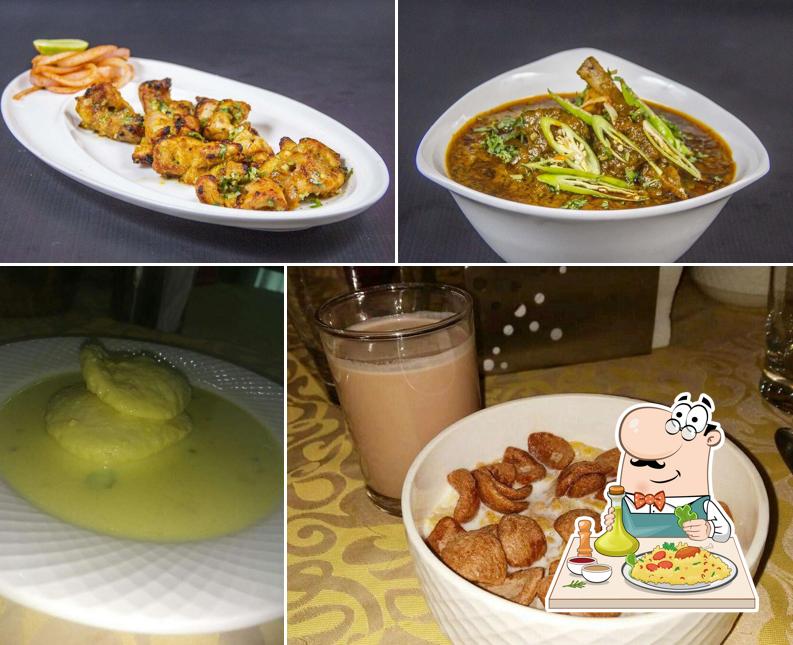 Food at Jhansi Hotel Lazeez