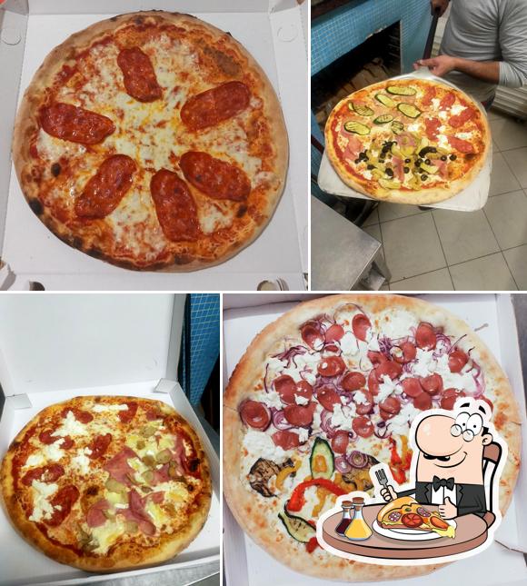 Ordina tra le svariate varianti di pizza