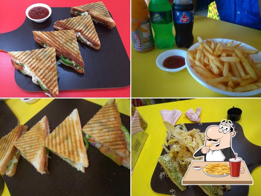 French fries at 2 Amigos Fast-food corner