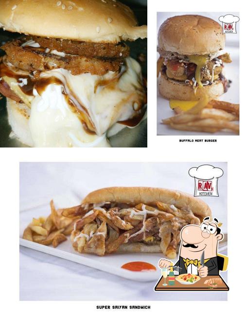 Pulled pork sandwich at RAVs Kitchen