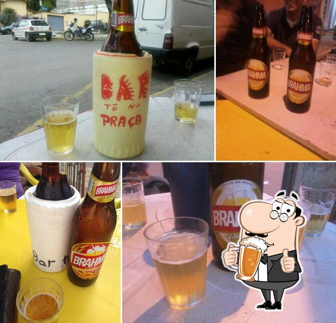 Você pode tomar uma tulipa de cerveja leve ou escura