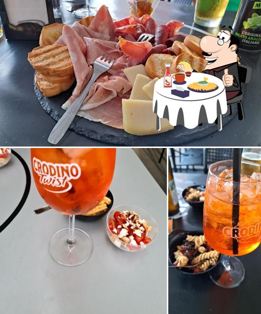Piatto di formaggi al Bar Venti20