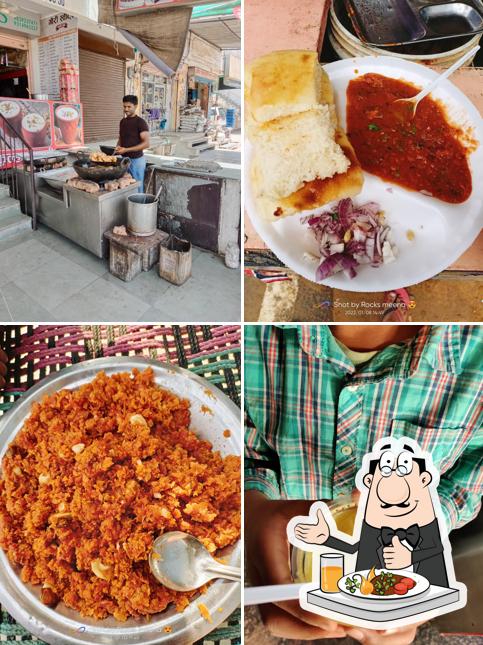 Meals at Gauri Sweets