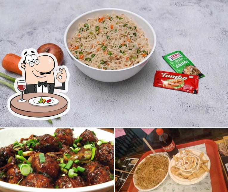 Food at Krave Momos