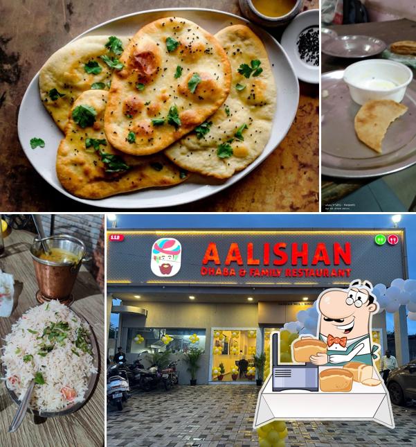 Garlic bread at Aalishan Dhaba & Family Restaurant