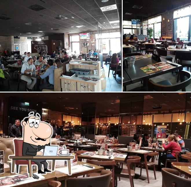 Gli interni di Roadhouse Restaurant Modena Victoria