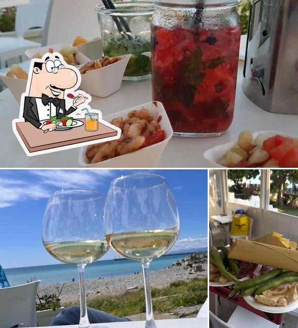 Platti al Bar Kalyma Cafè Genova