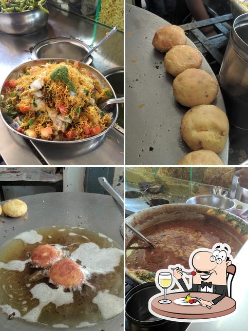 Food at Sawaliya Chaat Center