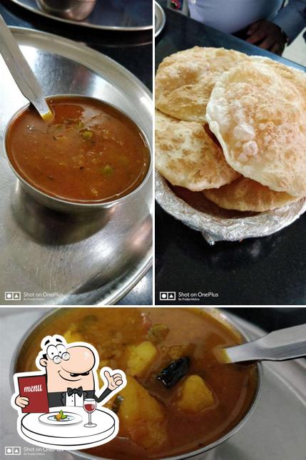 Meals at Marwari Basa
