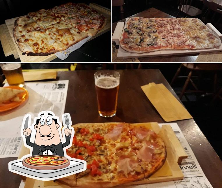Prova una pizza a Pub Franco Marlo