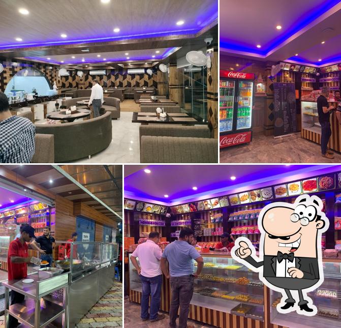 The interior of Kamala Jee Fooding & Lodging