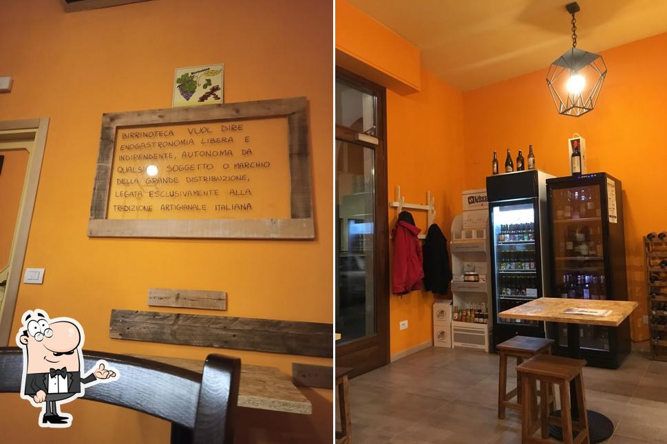 Dai un'occhiata agli interni di Birrinoteca