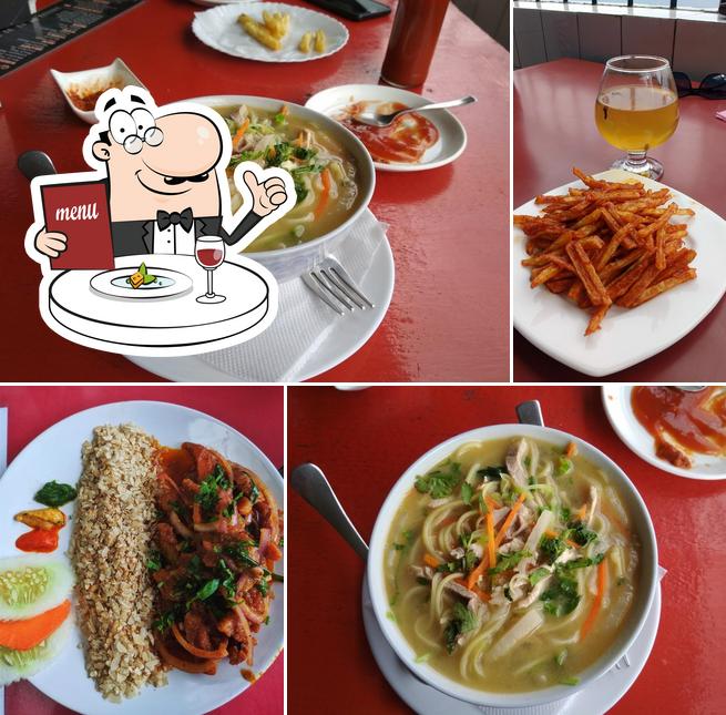 Food at New Lion Gate Hotel, Restaurant & Bar