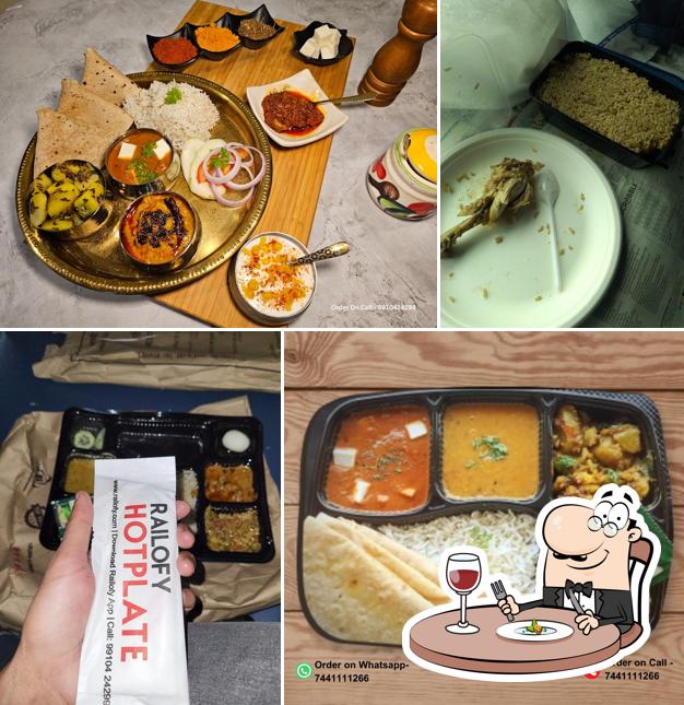 Railofy Hotplate - Order Food In Train In Ballharshah
