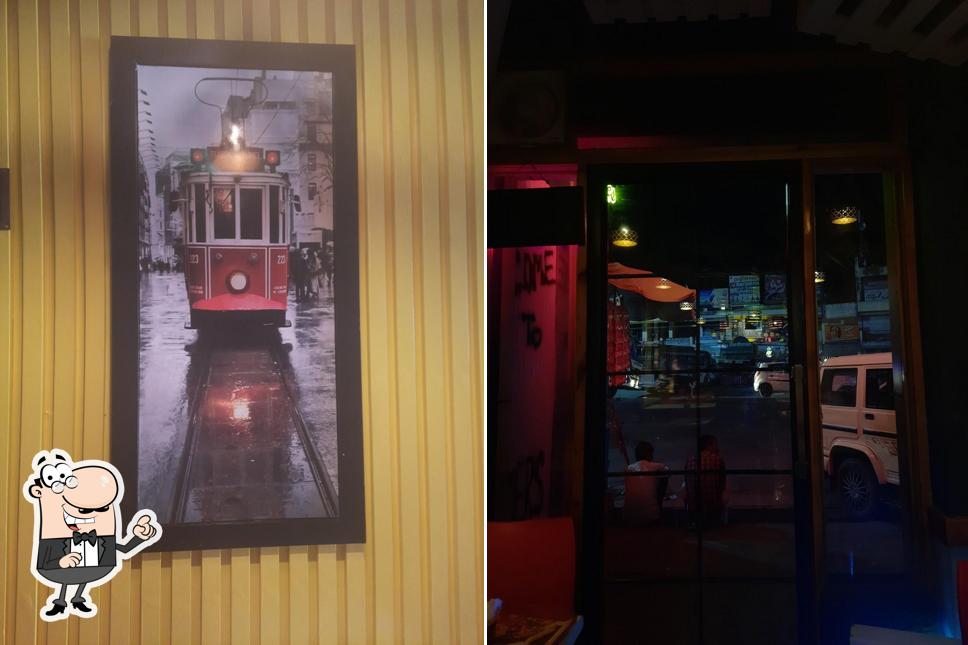 The exterior of Snakkers-Pizza Outlet in Amb/Best Restaurant