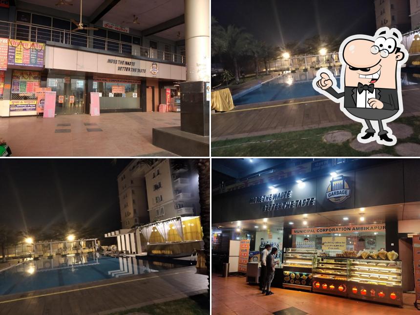 Check out how Garbage cafe looks outside