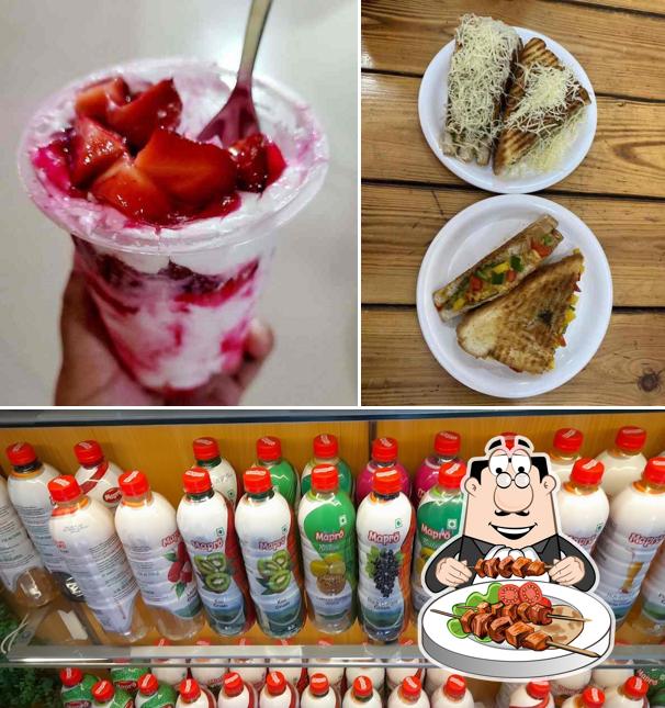 Meals at Mahabaleshwar Point - Strawberry with Cream Shop