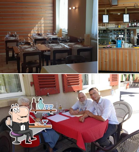 Gli interni di Auberge communale de Ballens