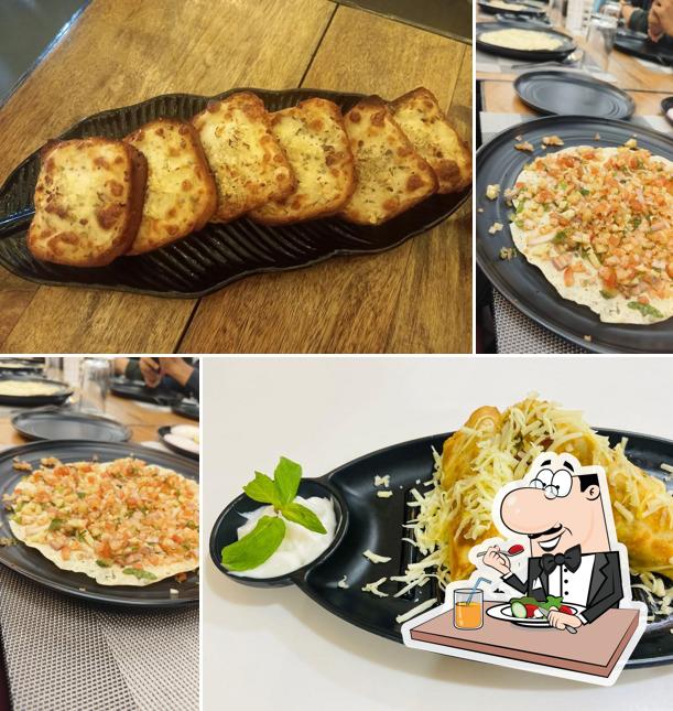 Masala papad at Daily Meals Cafe & Rooftop
