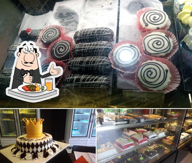 Food at Amma's Pastries
