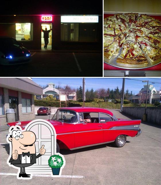 Papa Redwoods Pizza