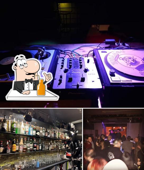 Goditi un drink a Mamamu Bar