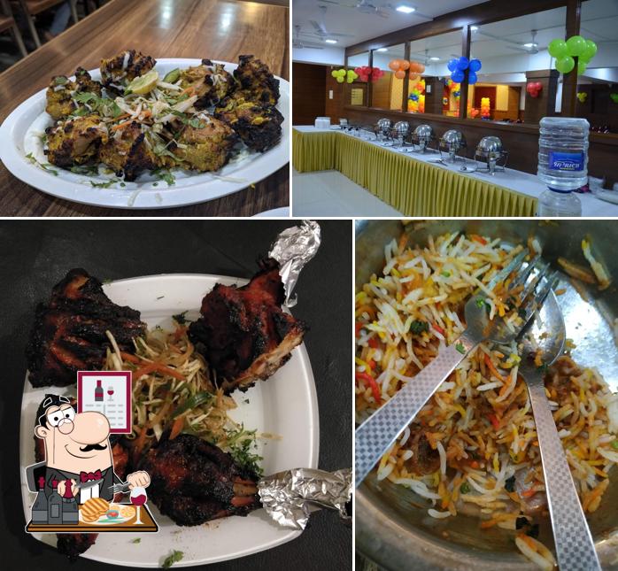 Hotel Masala Mantra serves meat dishes