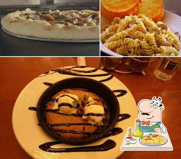 Meals at Pizza Hut Mani Sqaure Mall, Kolkata