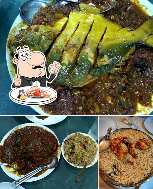 Get pizza at Ahalan Mandi