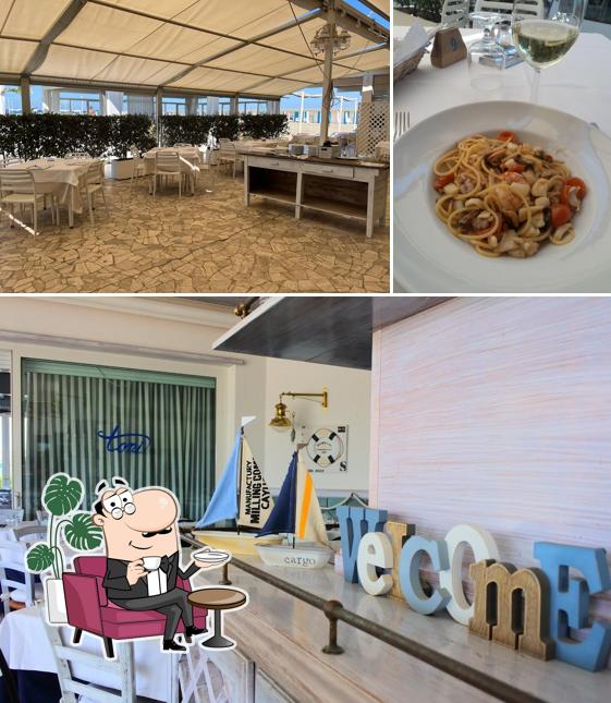Dai un’occhiata alla foto che raffigura la interni e cibo di Toni Fregene