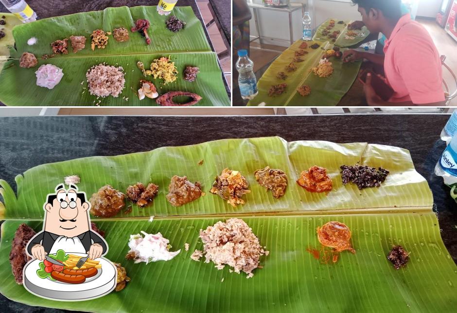 Meals at Karur Nallammal Gramathu Virundhu