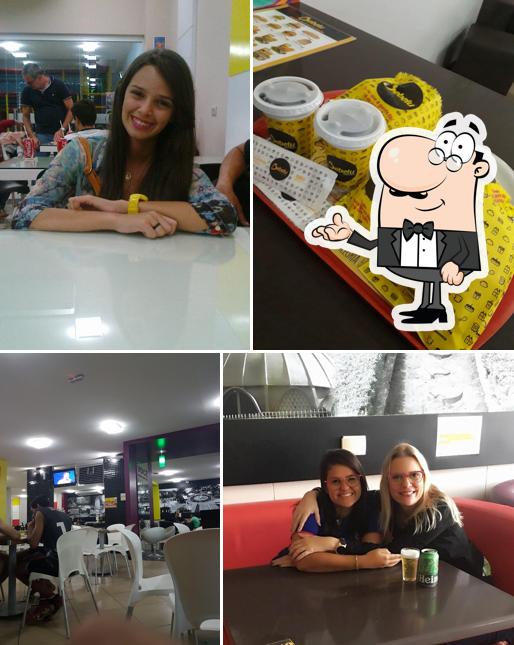 Veja imagens do interior do Bebelu Sanduíches